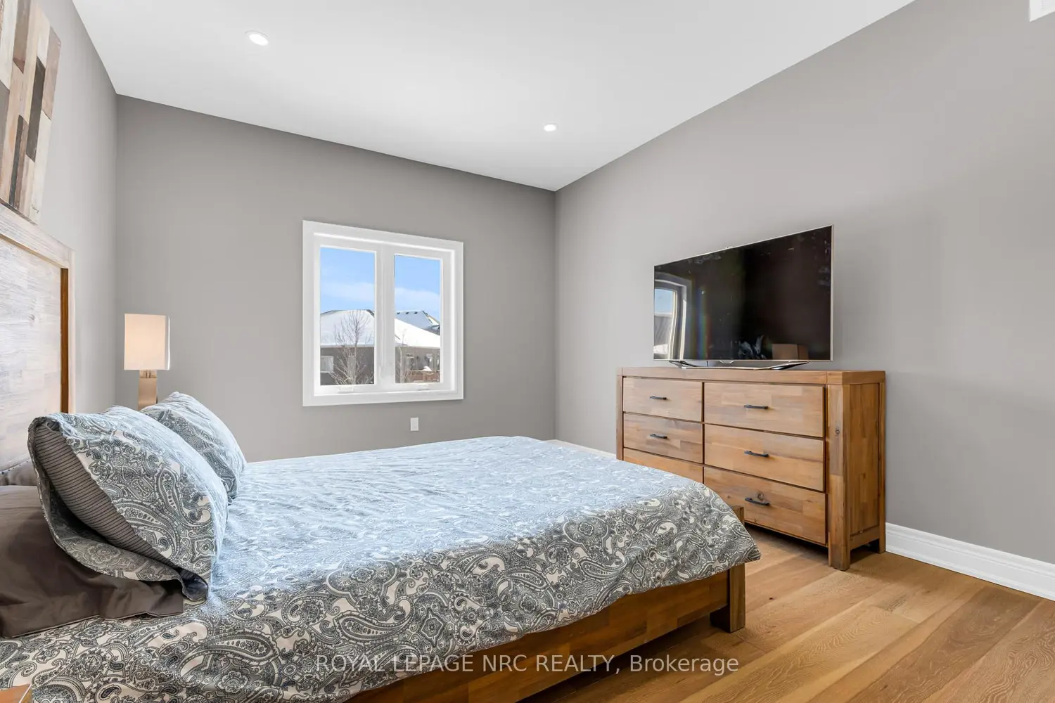 Additional image 12 of 738 Clarence Street