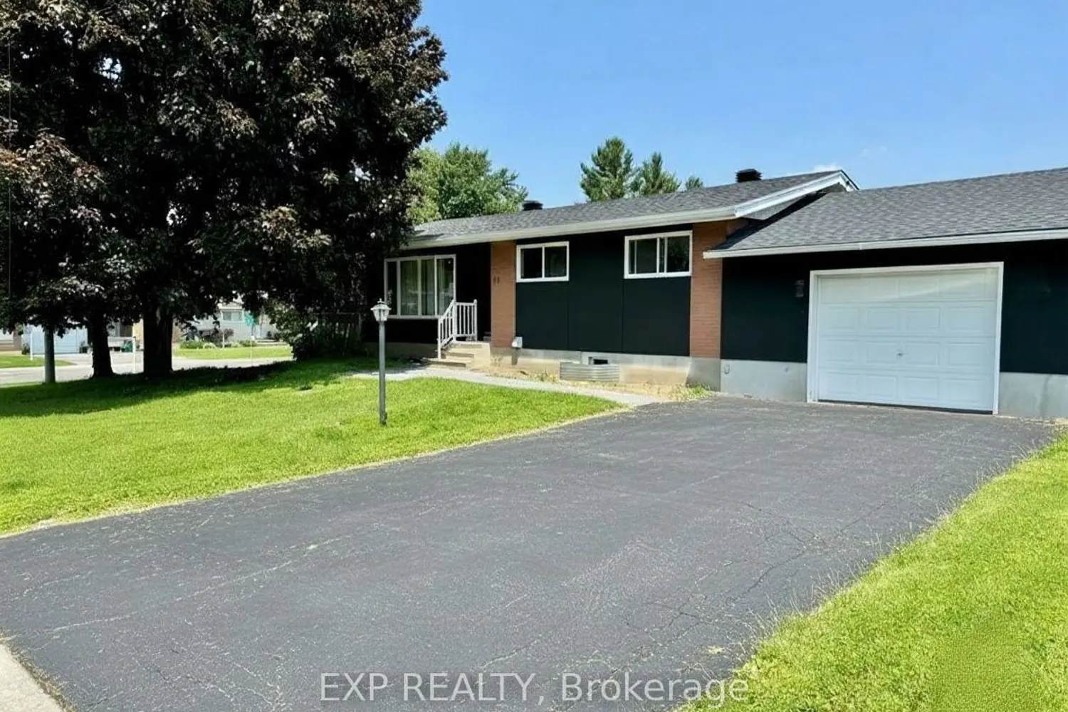 Additional image 2 of 44 Sherry Lane