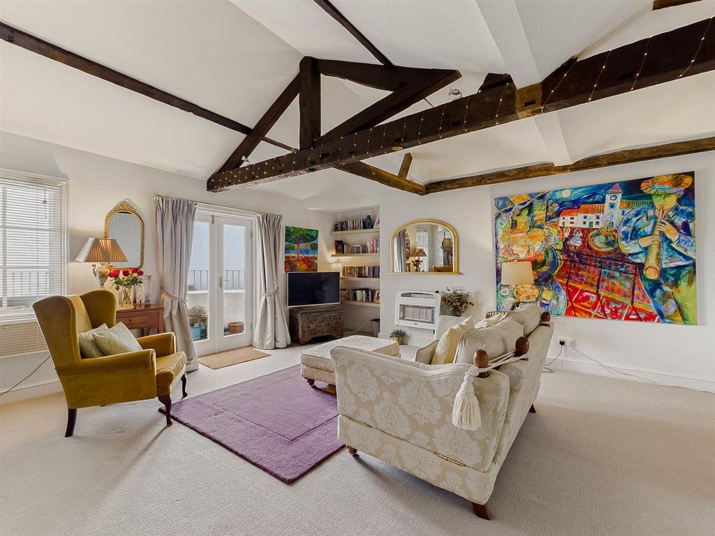 Additional image 2 of 2 bed flat for saleWorcester Road, Malvern WR14