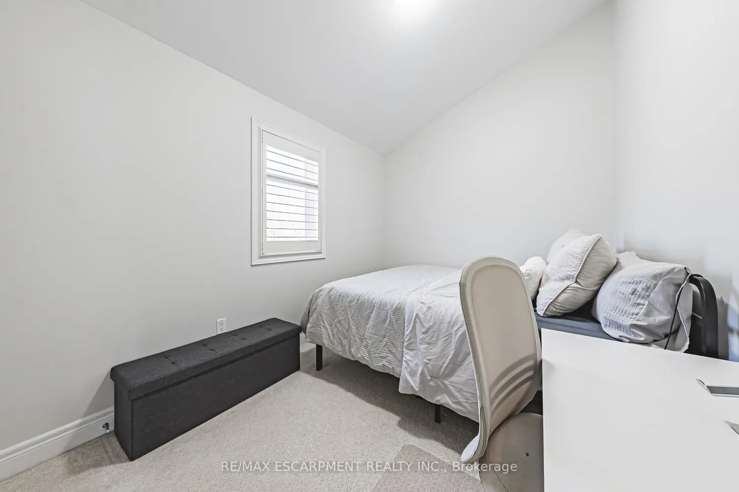 Additional image 16 of 4115 Upper Middle Road 8