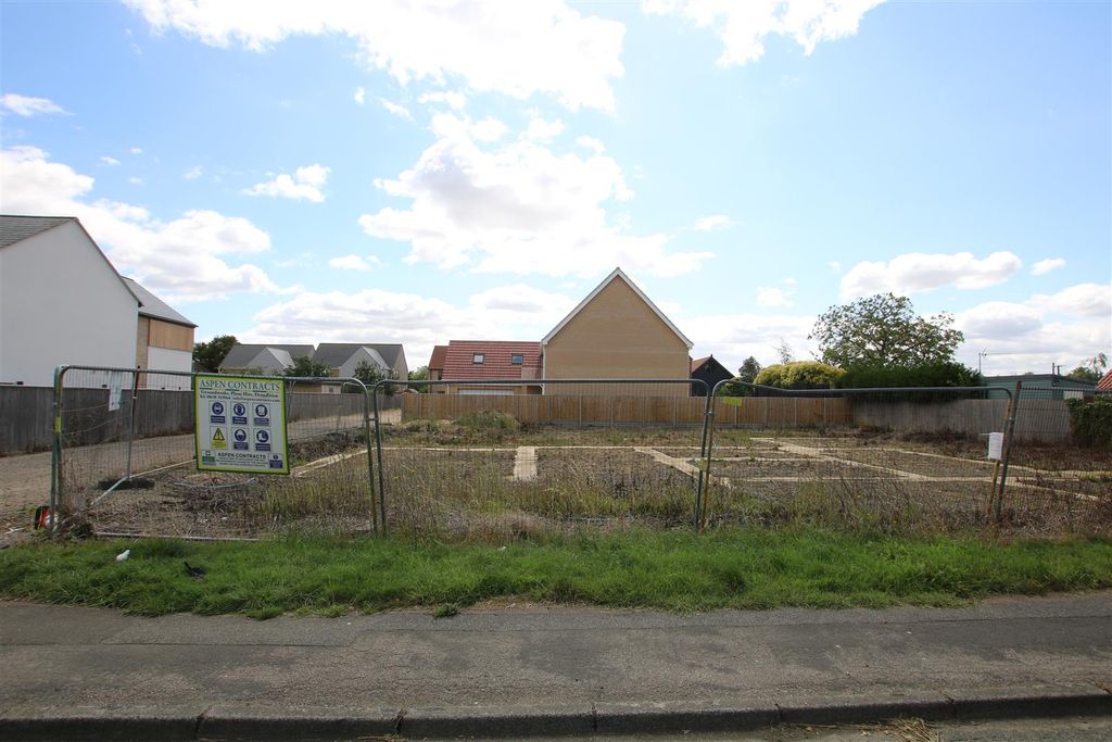 Additional image 4 of Land for saleWhitecroft Drive, Saxon Street, Newmarket CB8