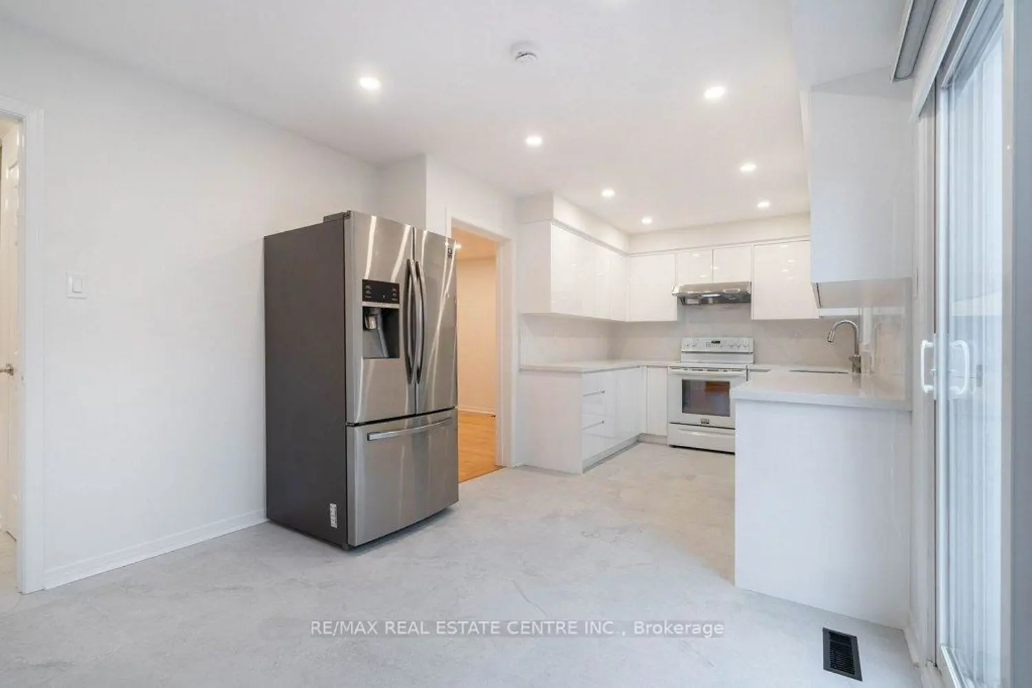 Additional image 6 of 796 Buckingham Court