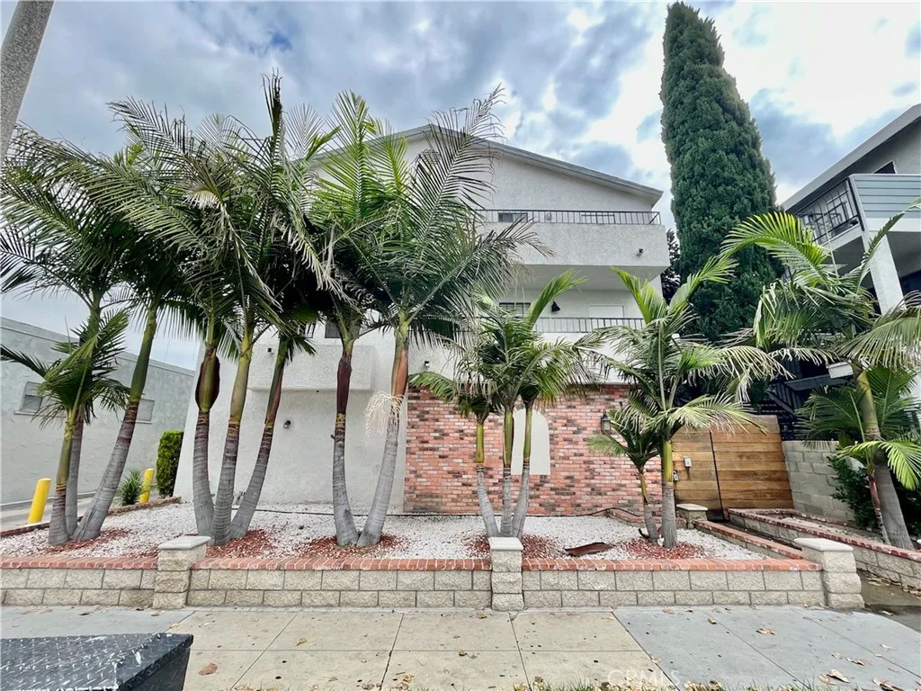 Additional image 2 of 1212 Gladys Avenue Unit 302, Long Beach, CA 90804