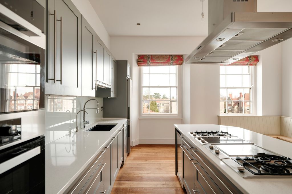 2 bed flat for saleRockleaze, Bristol BS9 photo 2
