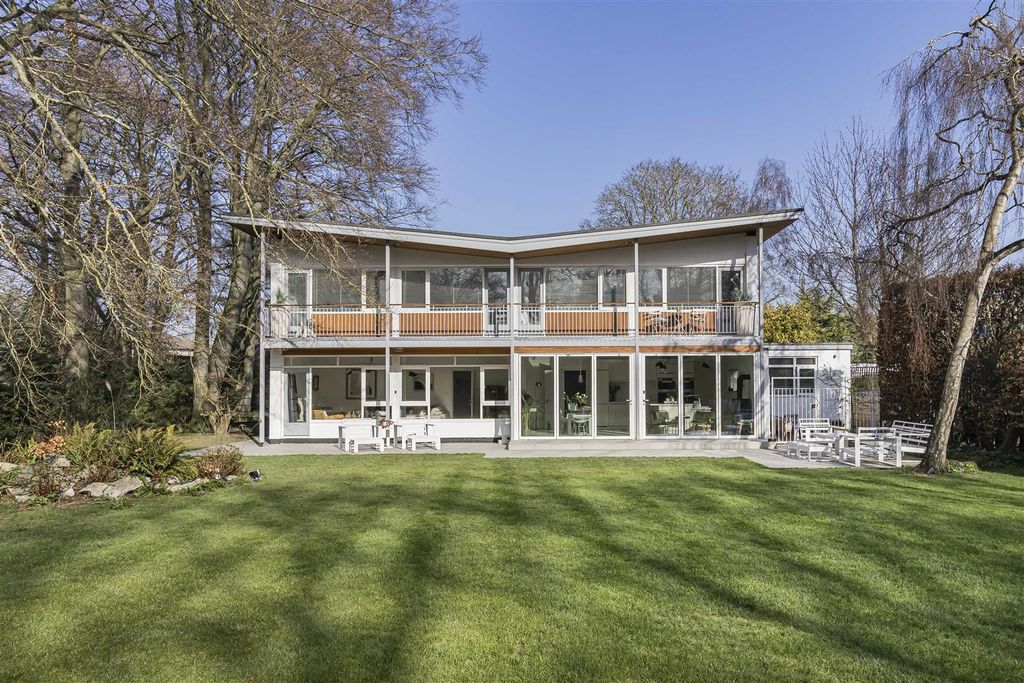 4 bed detached house for saleGog Magog Way, Stapleford, Cambridge CB22
