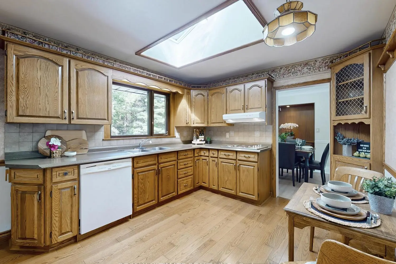 Additional image 9 of 5085 Sideline 12