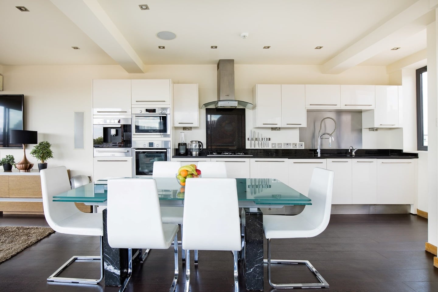 Additional image 6 of 3 Bed Flat, Redmans Road, E1, N1 7GU