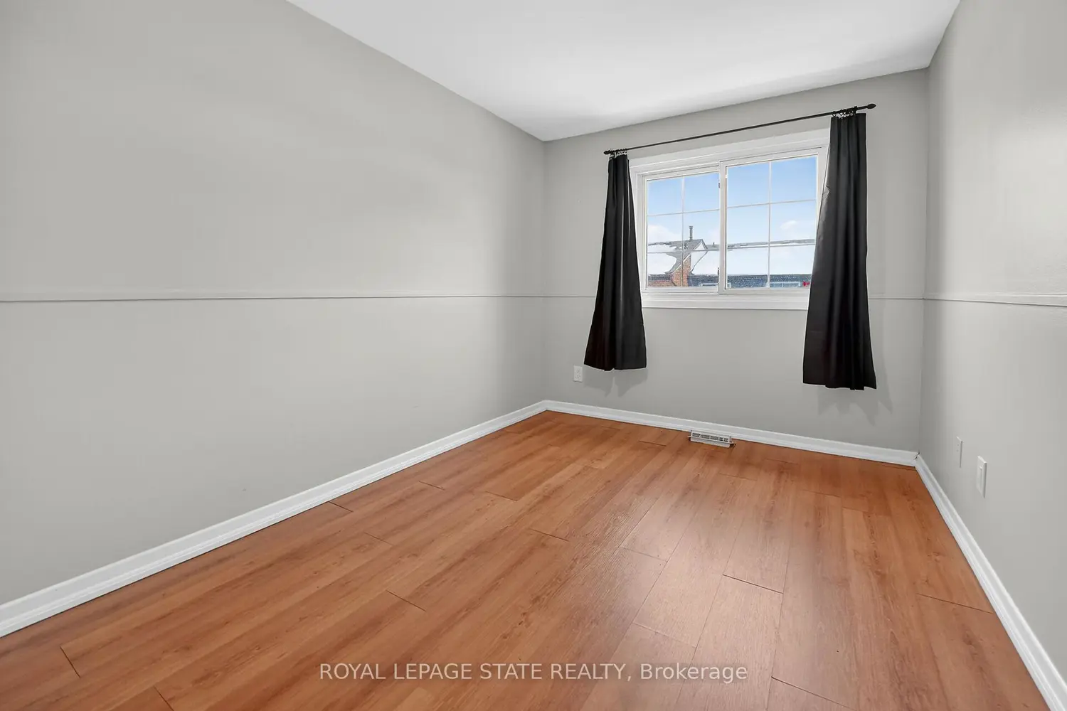 Additional image 10 of 567 Guelph Line 7