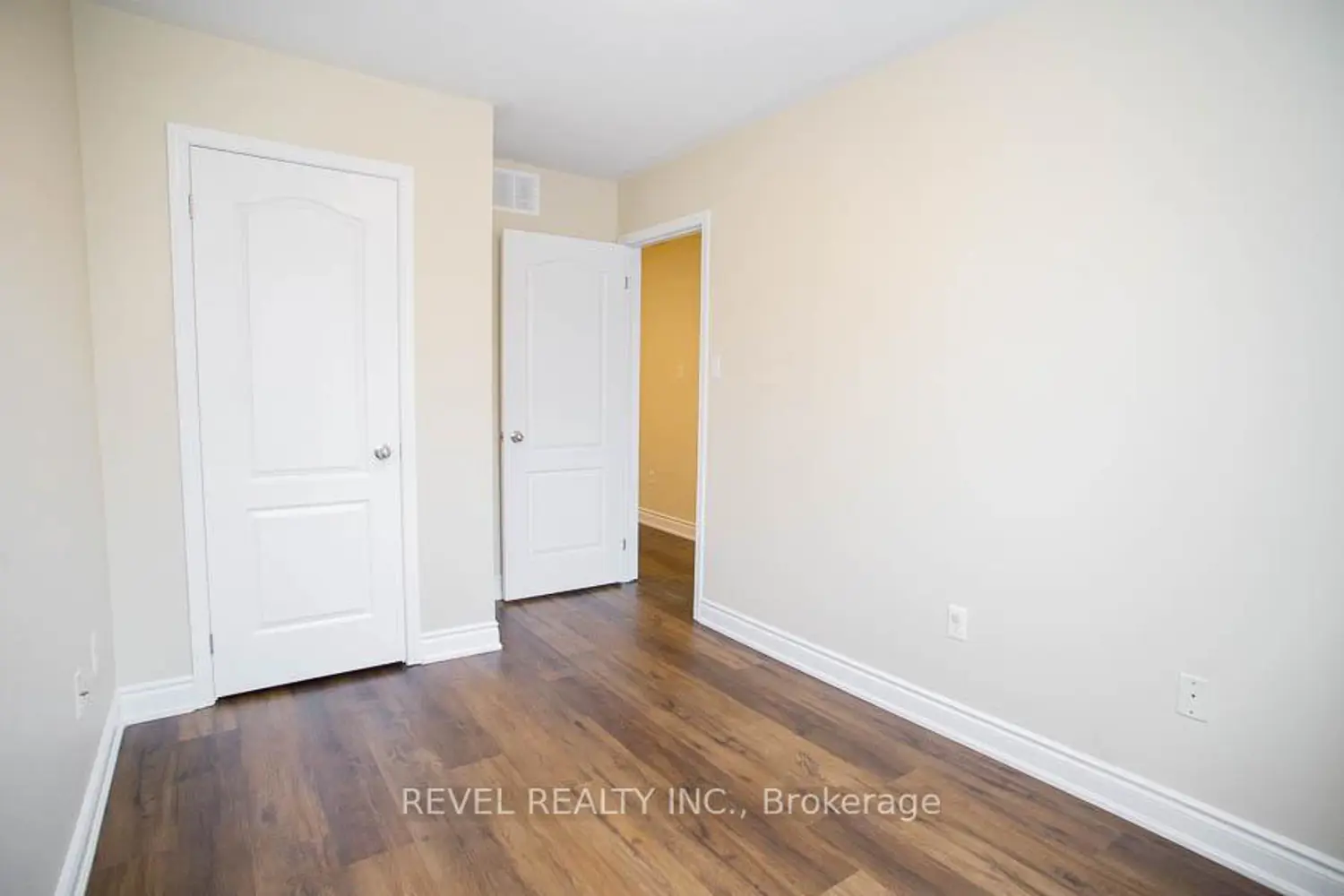 Additional image 18 of 21 Diana Avenue 43