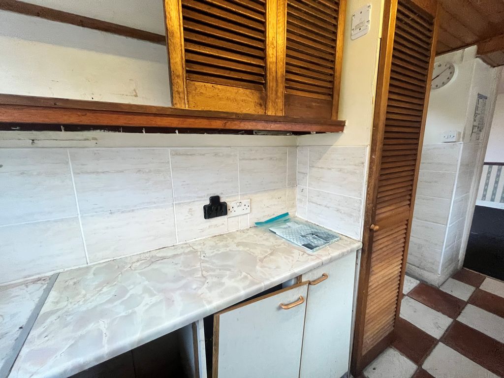Additional image 6 of 1 bed flat for saleOchil Street, Alloa FK10