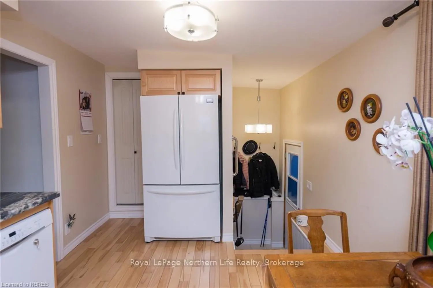 Additional image 9 of 581 Banner Avenue