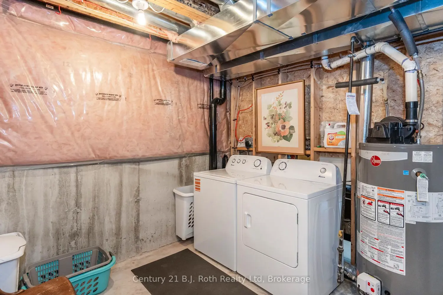 156 Southwinds Crescent photo 4