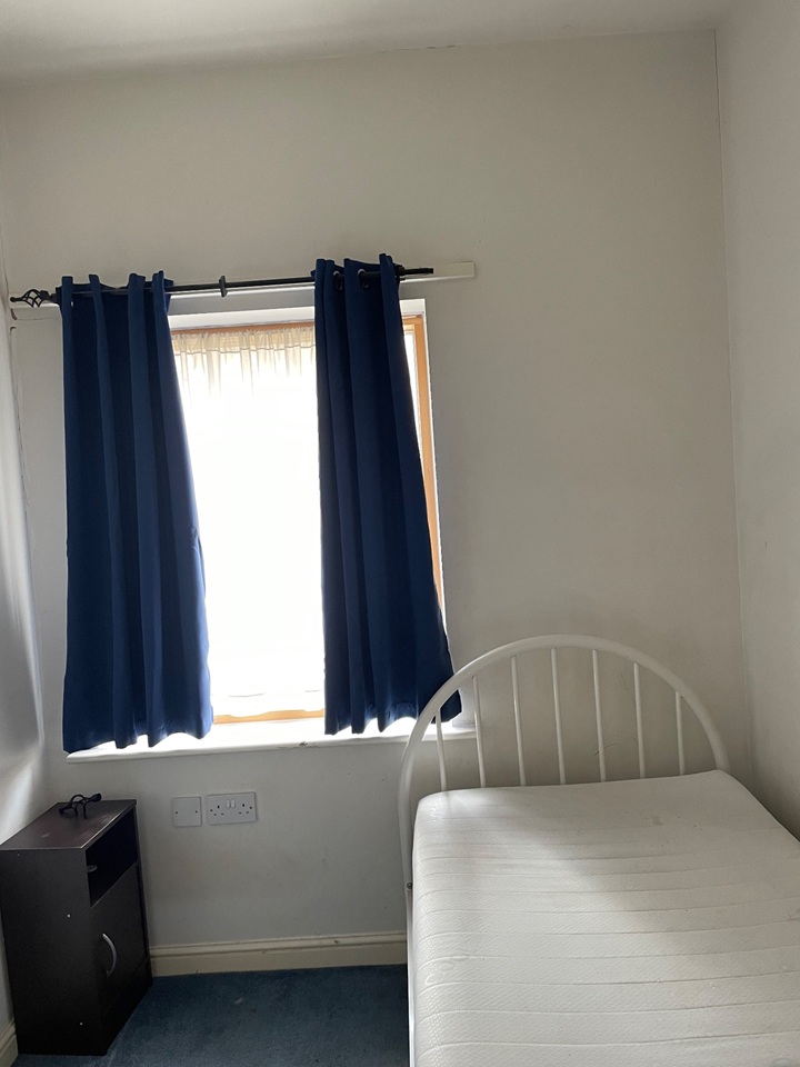 Additional image 2 of Room in a Shared House, North Road, N7, N1 7GU