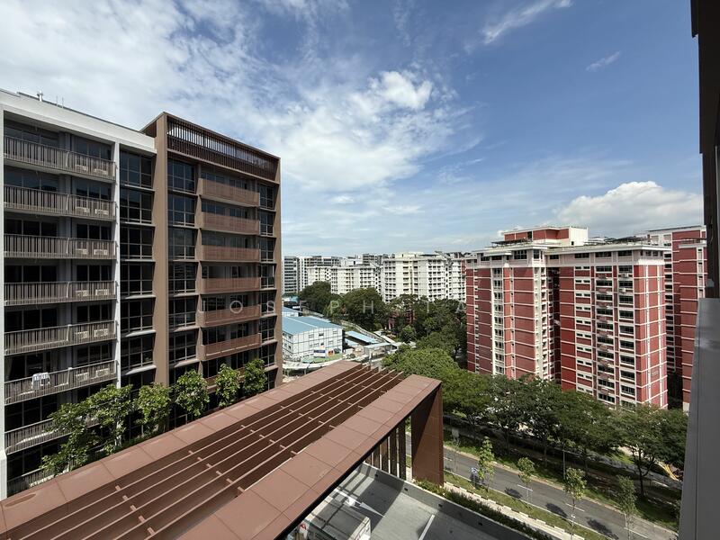 Additional image 9 of 14 Pasir Ris Drive 8