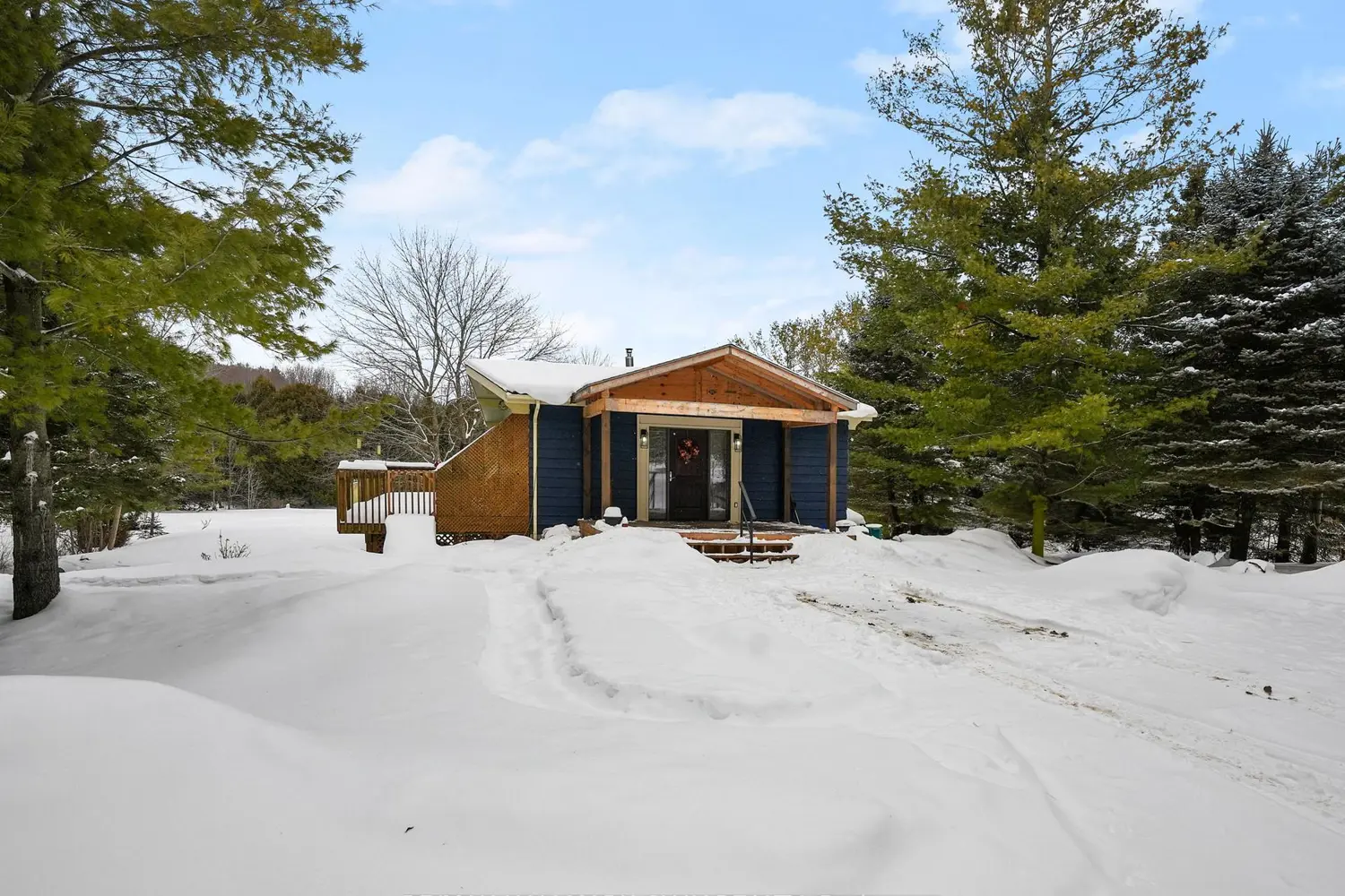 Additional image 2 of 1 Pine River Crescent