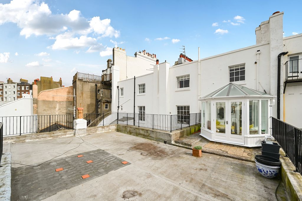Additional image 16 of 3 bed flat for saleLewes Crescent, Brighton BN2
