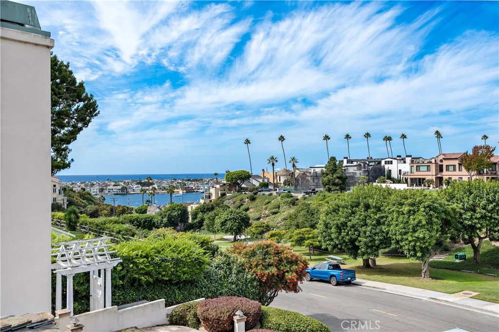 Additional image 27 of 414 Carnation Avenue Unit Upper, Corona Del Mar, CA 92625