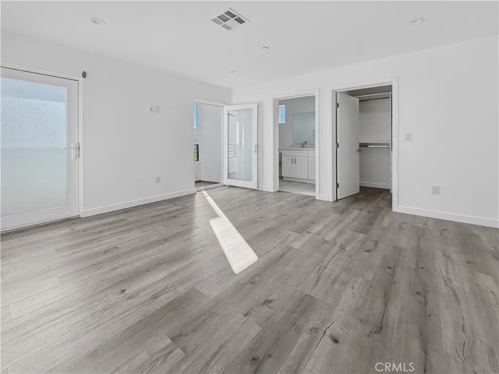 Additional image 14 of 10918 Hesby Street, North Hollywood, CA 91601