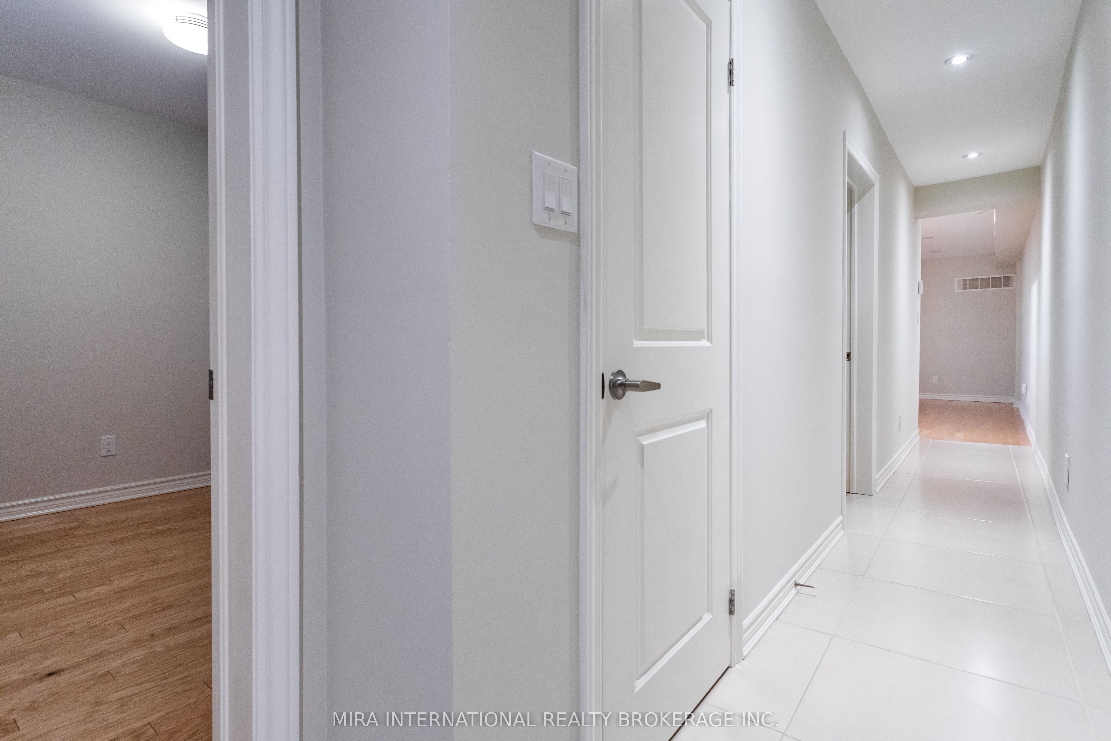 Additional image 4 of B-216 Campbell Avenue, Toronto, ON, M6P 3V4