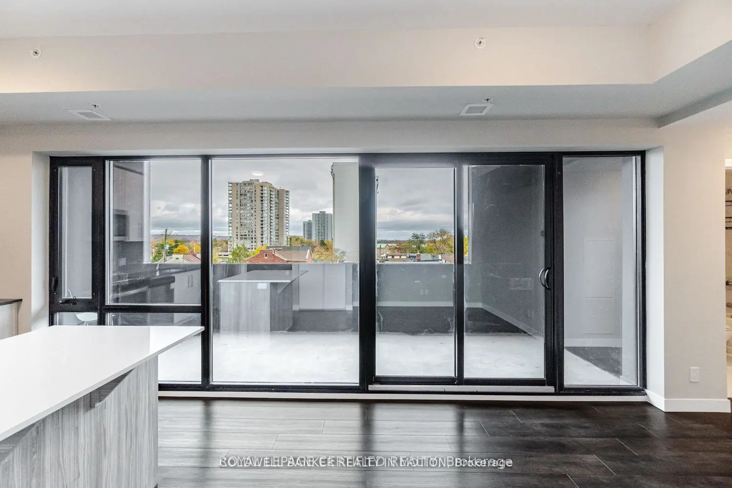 Additional image 17 of 15 Queen Street 303