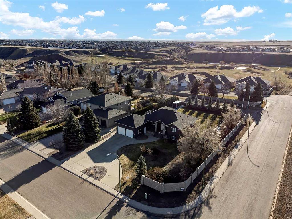 Additional image 2 of 3095 Cottonwood Way SW, Medicine Hat, AB, T1B4J6