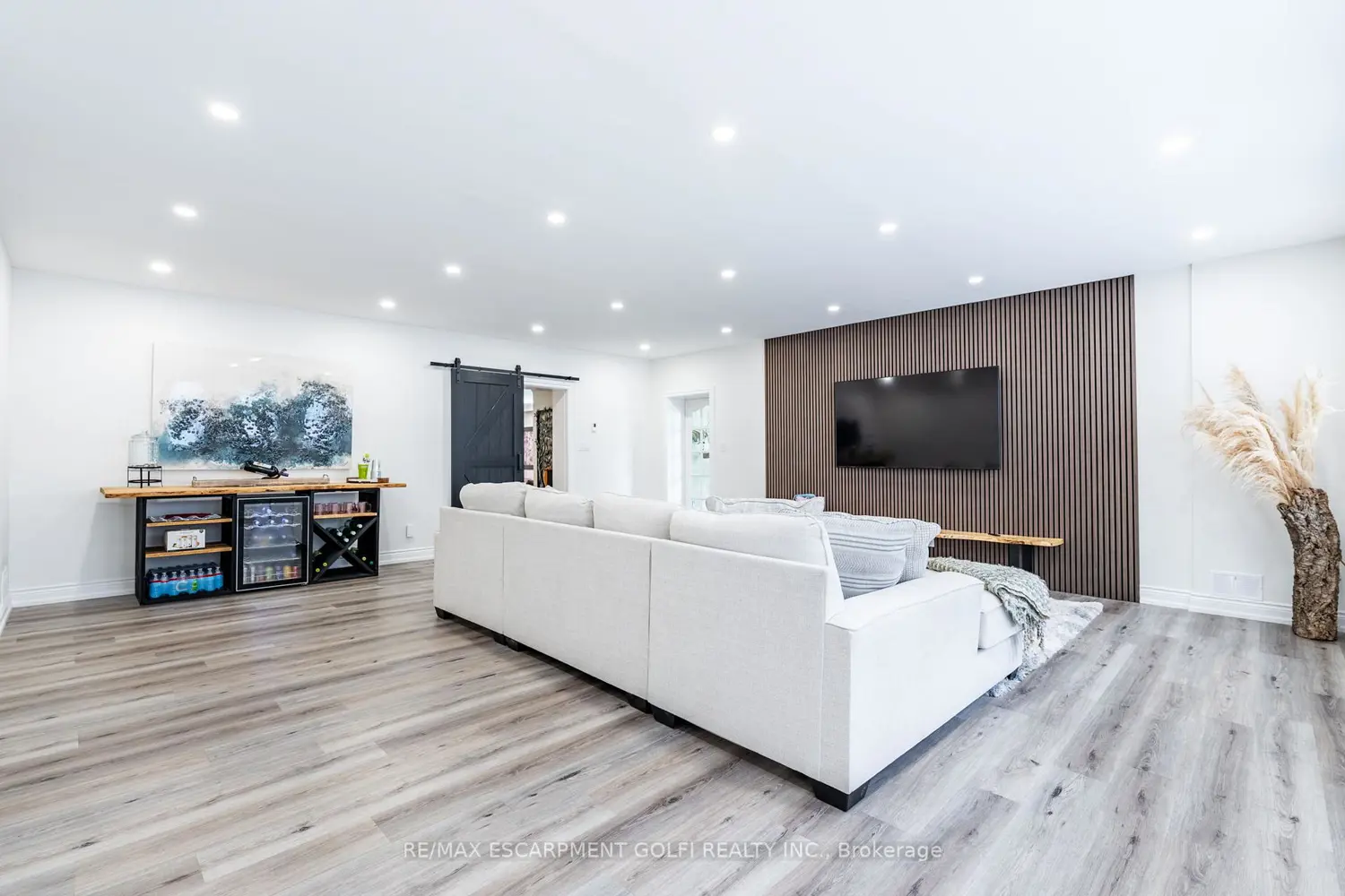 Additional image 9 of 994030 Mono-Adjala Townline