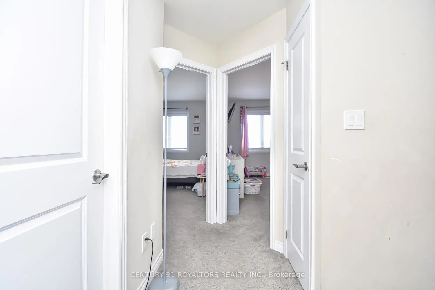 Additional image 15 of 1584 Dunkirk Avenue