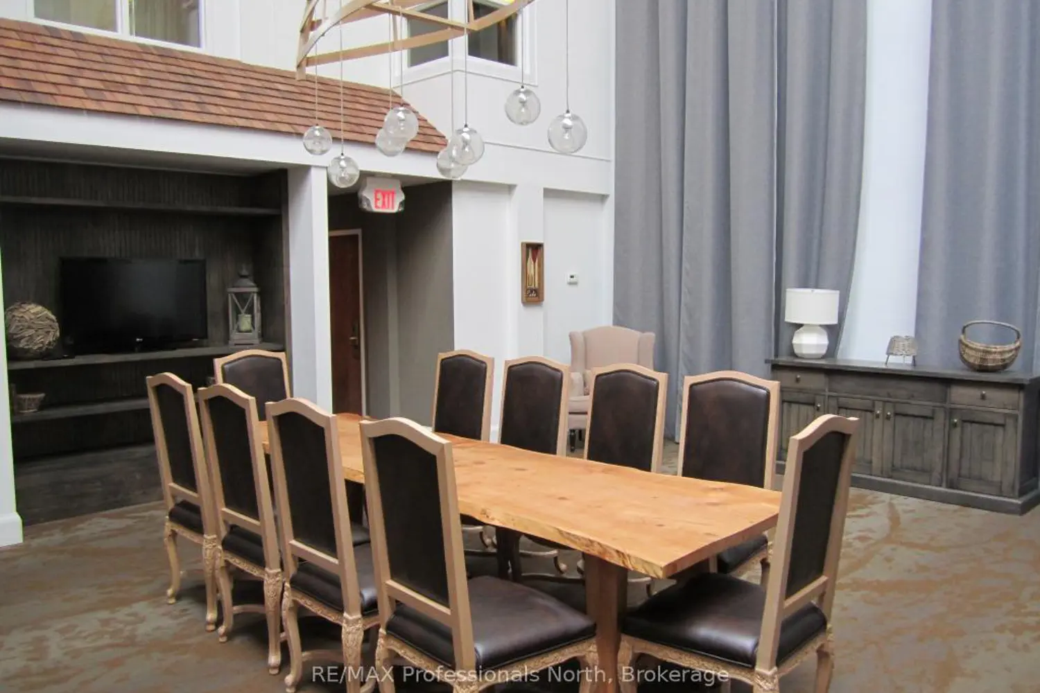 Additional image 6 of 1235 Deerhurst Drive 52-308