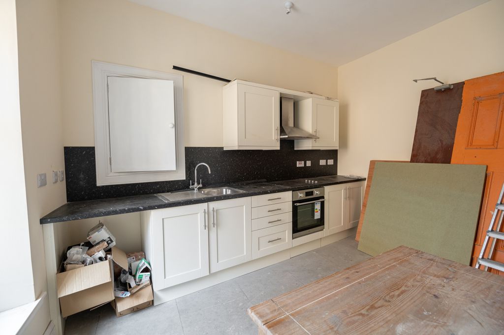 Additional image 14 of 3 bed flat for saleCromwell Street, Stornoway HS1