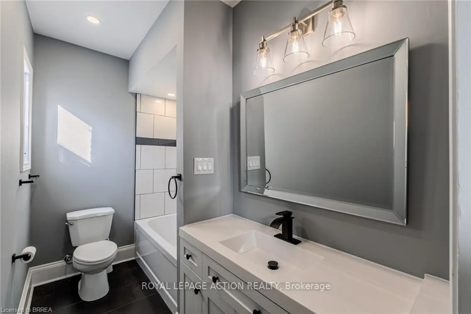 Additional image 5 of 42 East 31St Street