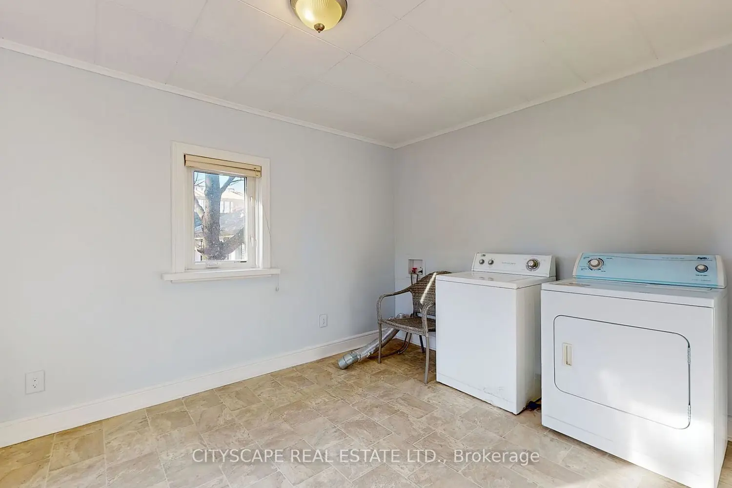 Additional image 9 of 39 Woodward Avenue