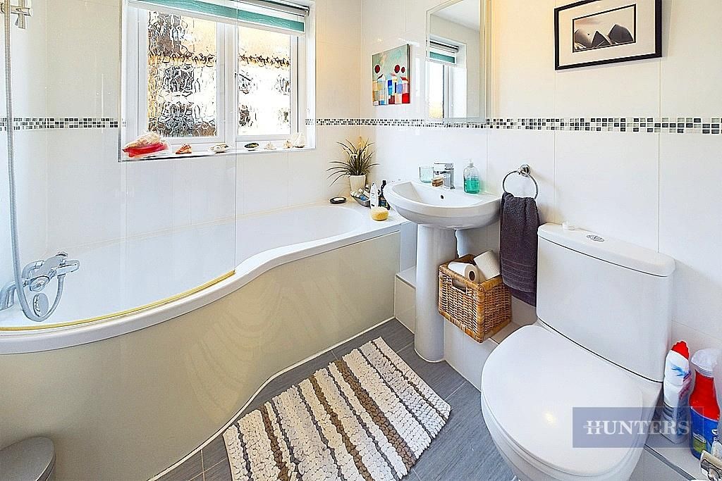 Additional image 12 of 2 bed flat for saleMoorhead Court, Ocean Village SO14