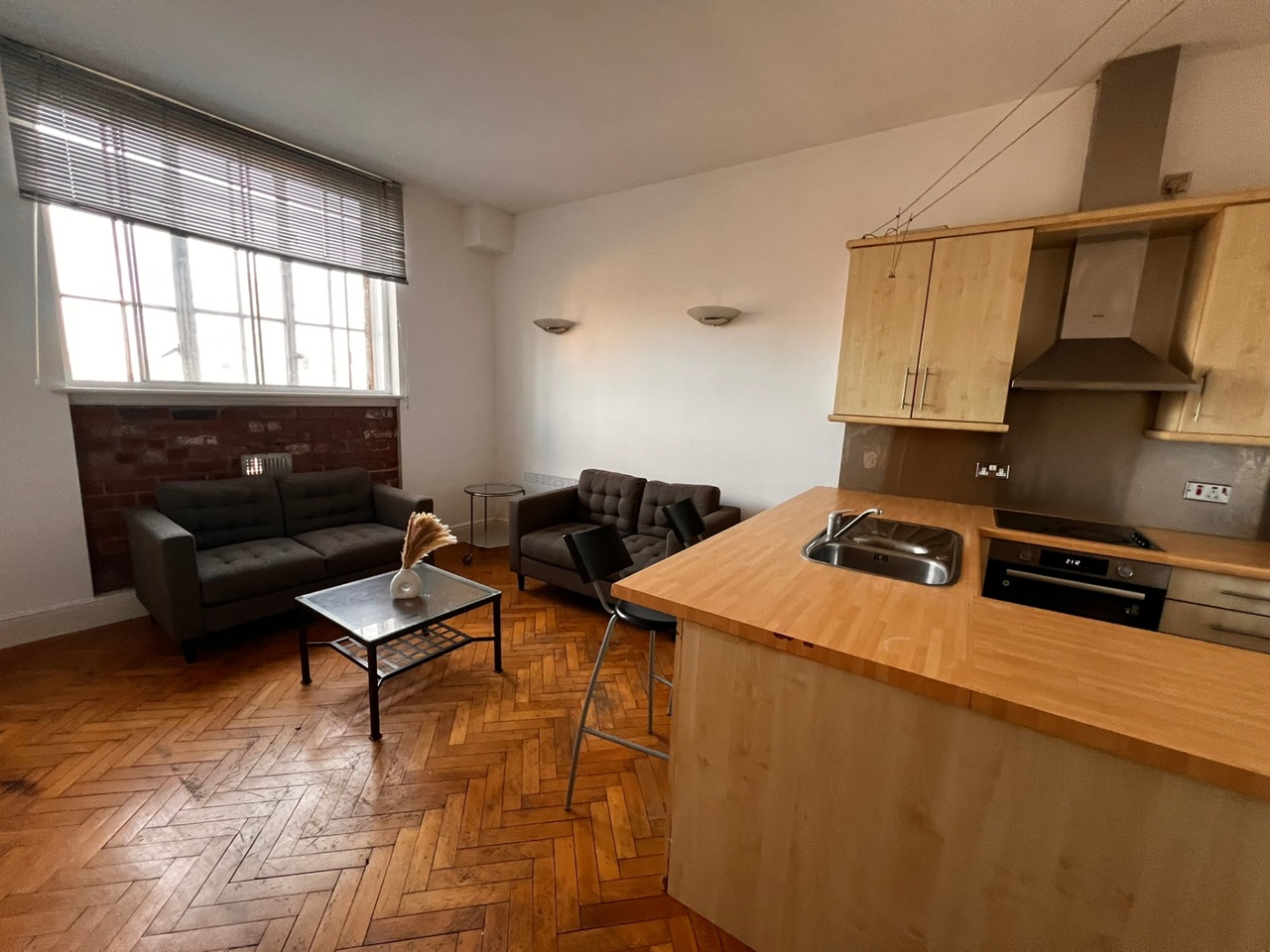 1 Bed Flat, Eastgate, LS2, N1 7GU