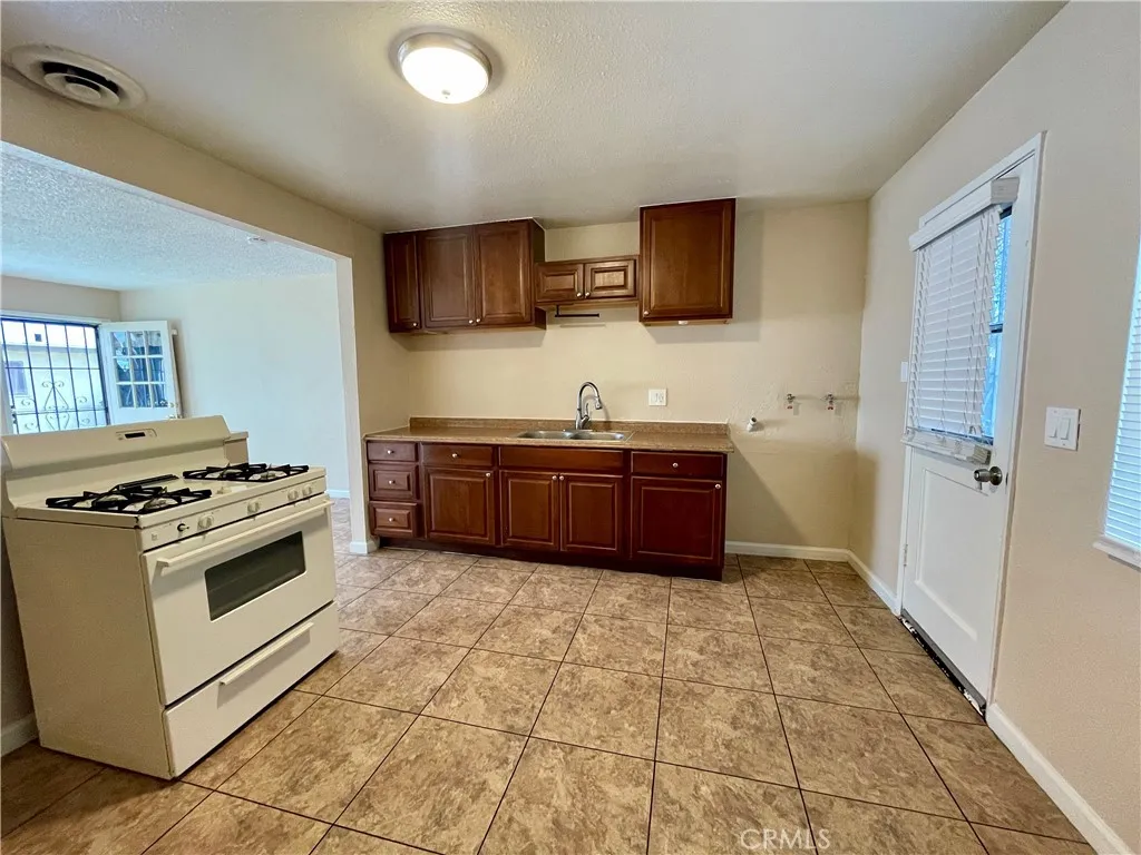 Additional image 16 of 1004 E Nocta Street Unit B, Ontario, CA 91764