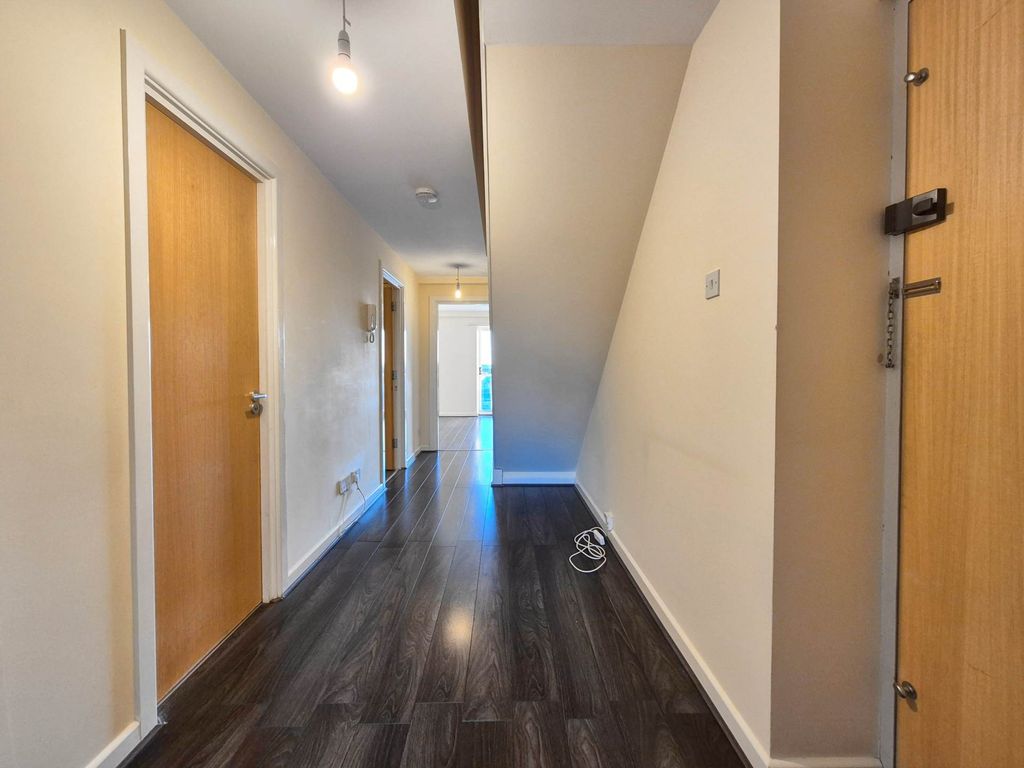 Additional image 18 of 4 bed penthouse for saleNeptune Square, Ipswich IP4
