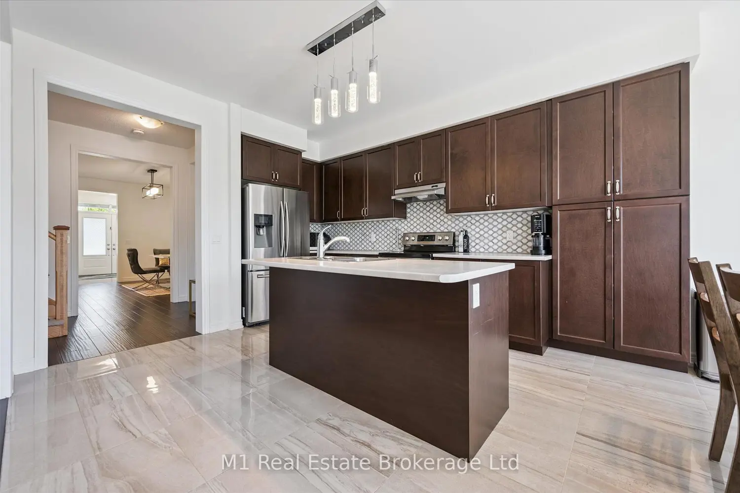 19 Findlay Way photo 2