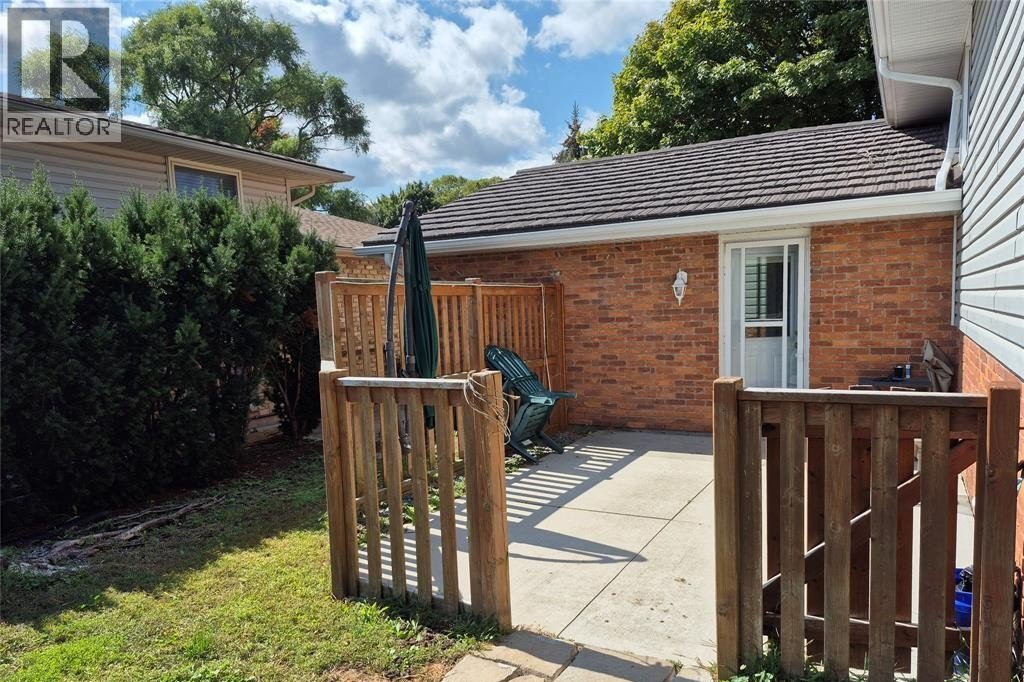 Additional image 8 of 608 Winchester Crescent South, Sarnia, ON, N7S4P9
