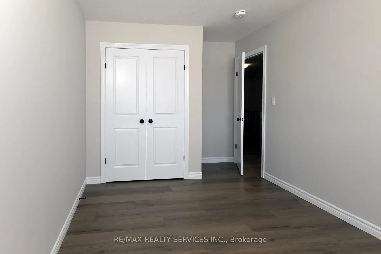 Additional image 14 of 25 Becker Street