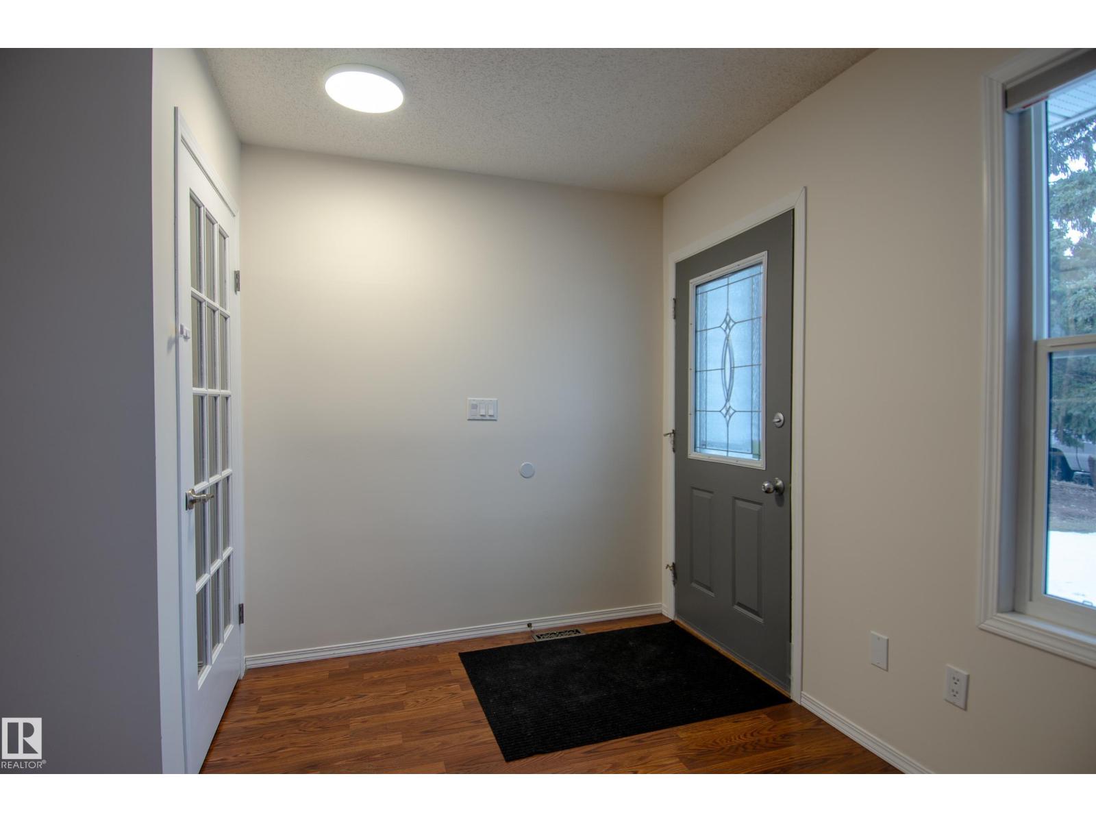 Additional image 6 of 3516 13 Avenue NW, Edmonton, AB, T6L3B3