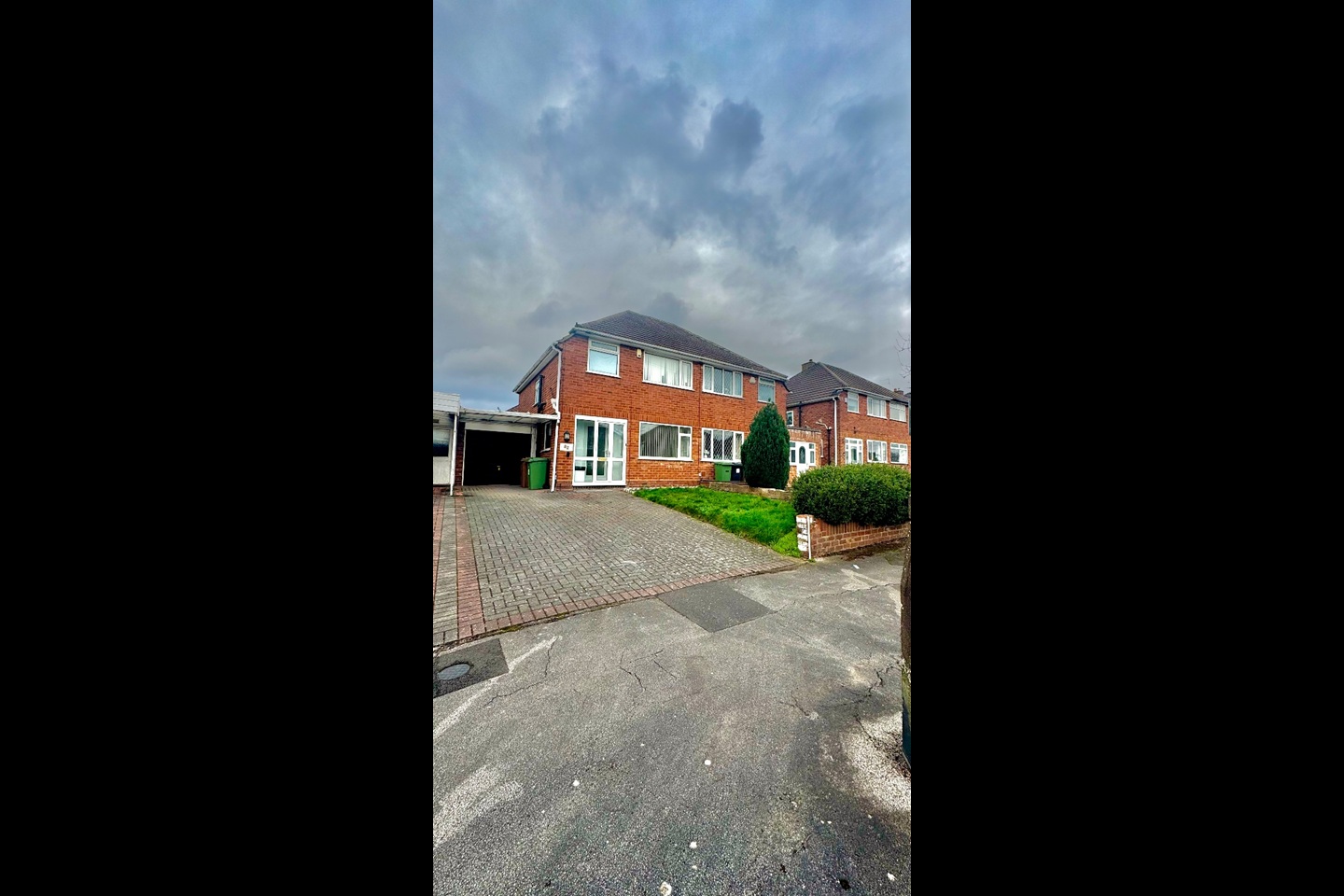 3 Bed Semi-Detached House, Wichnor Road, B92, N1 7GU