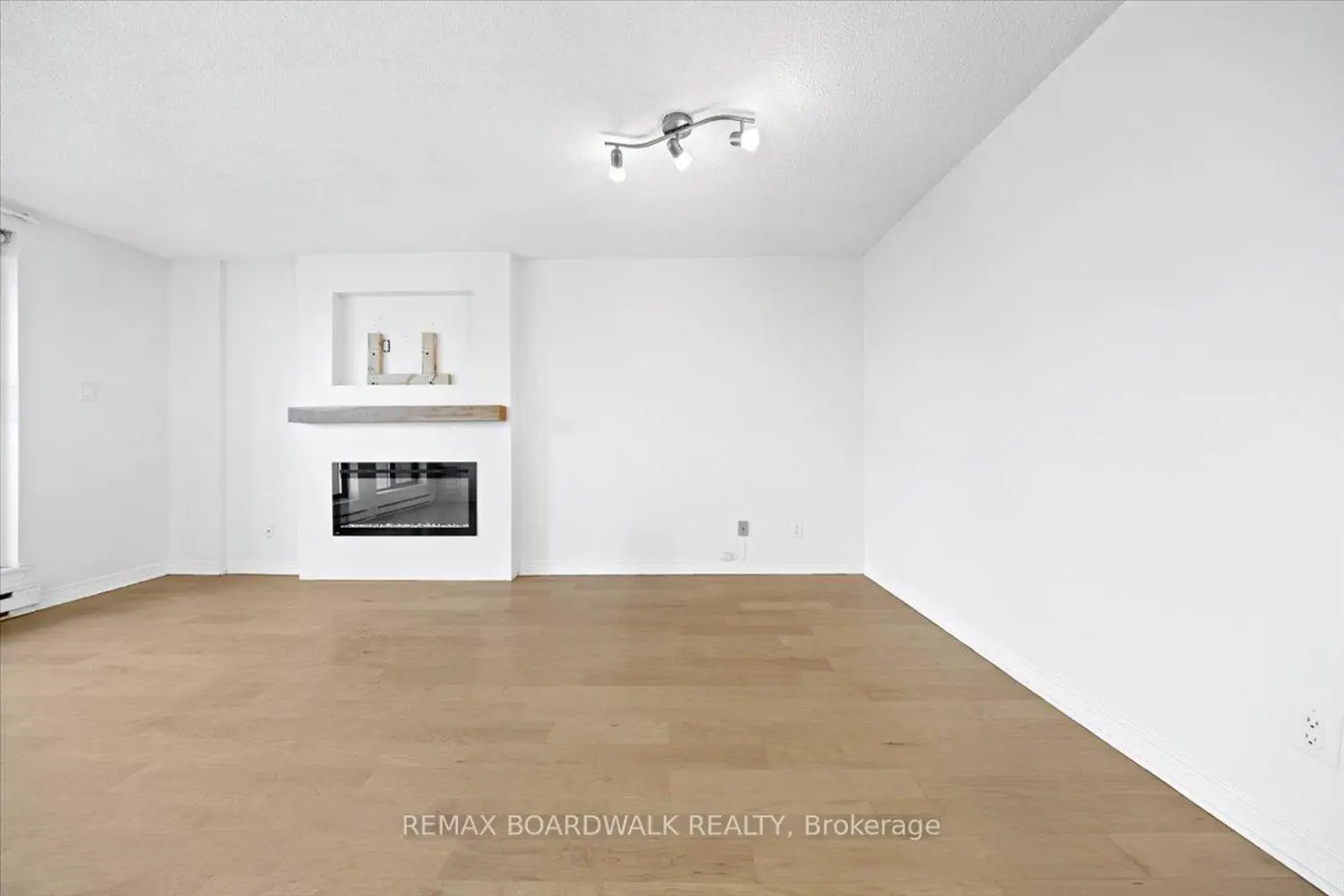 Additional image 5 of 15 Murray Street 308