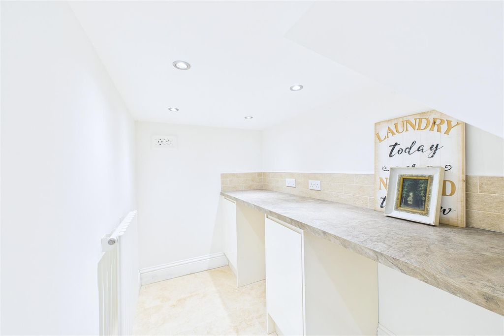 Additional image 12 of 3 bed flat for saleSt. Johns Road, Clevedon BS21
