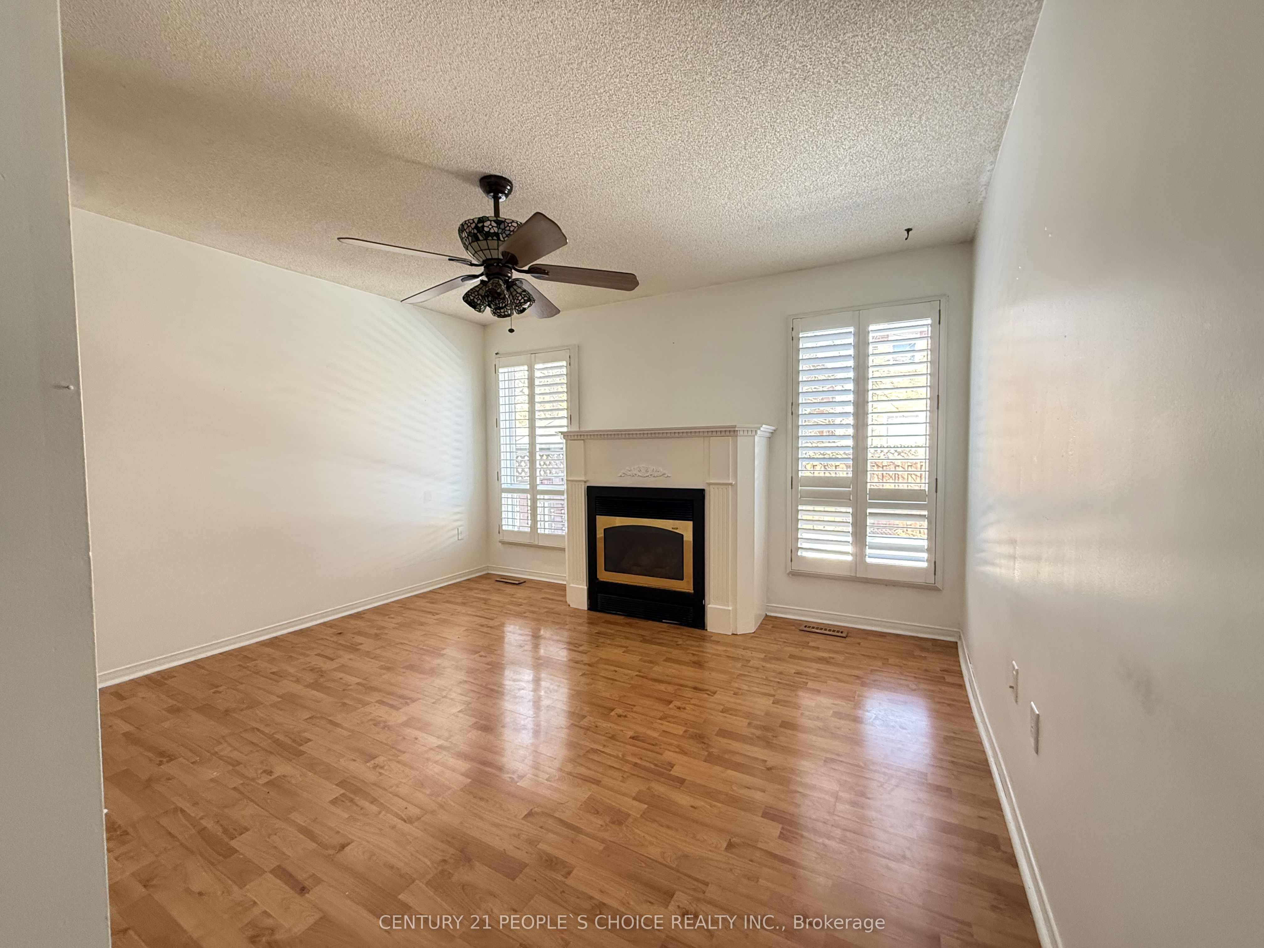 Additional image 2 of 3389 Wild Cherry Lane, Mississauga, ON, L5N 7N7