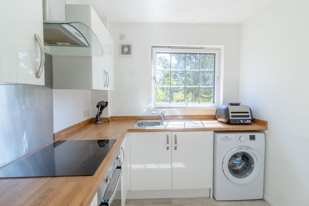 Additional image 11 of 2 bed flat for saleChapel Place, Montrose DD10