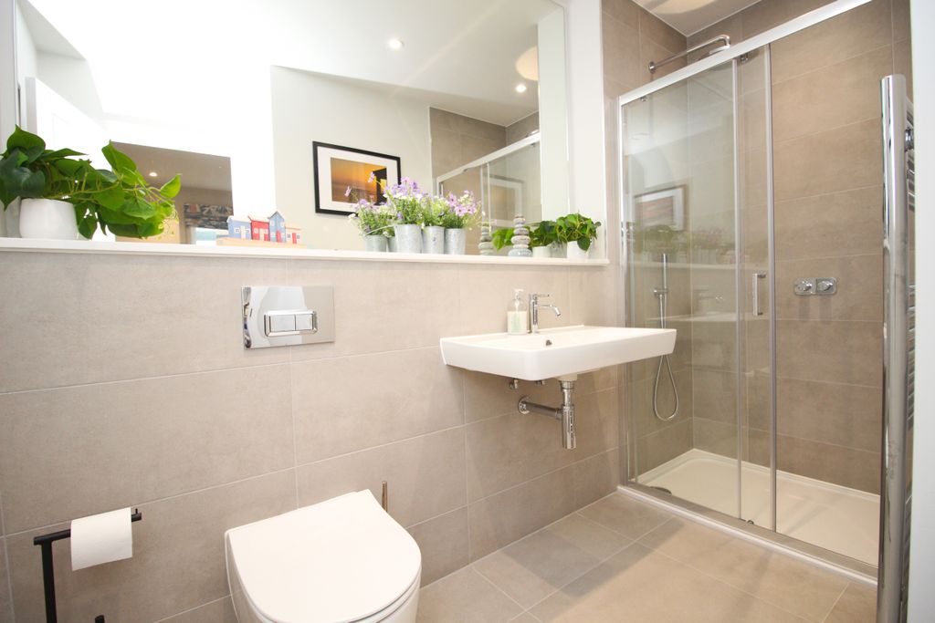 Additional image 7 of 2 bed flat for saleStation Road, Padstow PL28