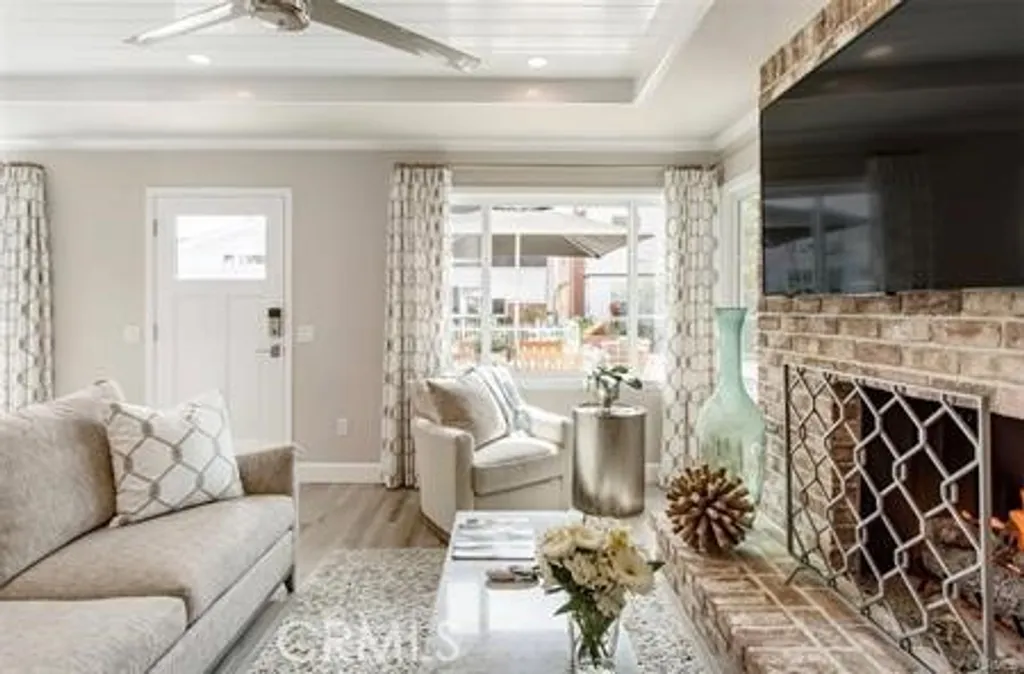 Additional image 5 of 209 Opal Ave, Newport Beach, CA 92662