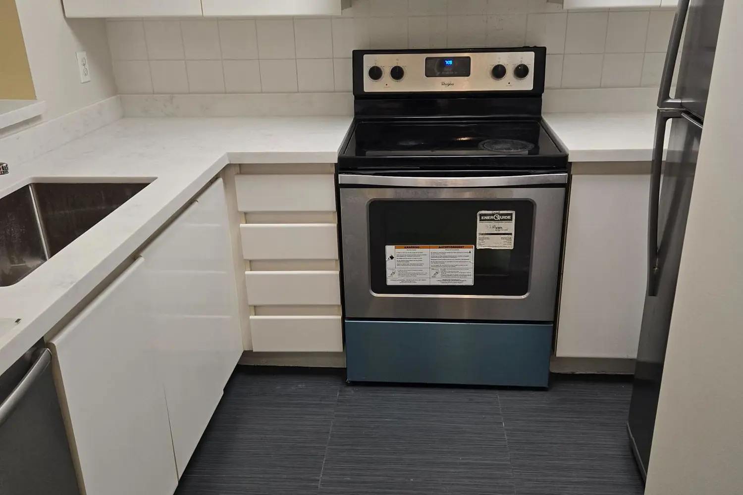 Additional image 12 of 35 Empress Avenue 606