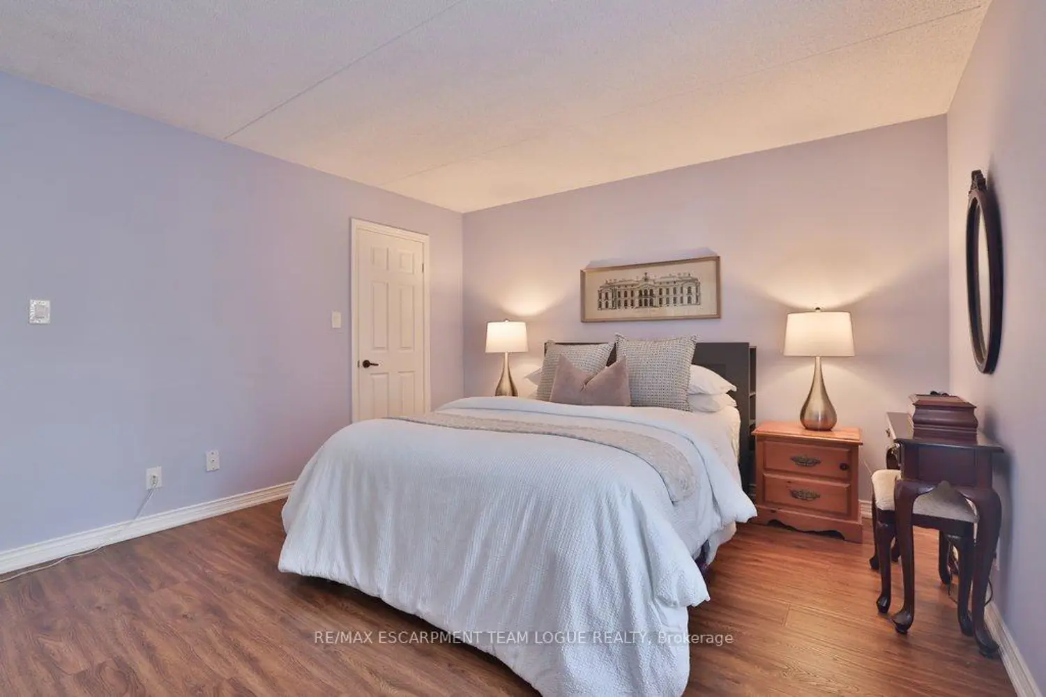 Additional image 10 of 2010 Cleaver Avenue 211