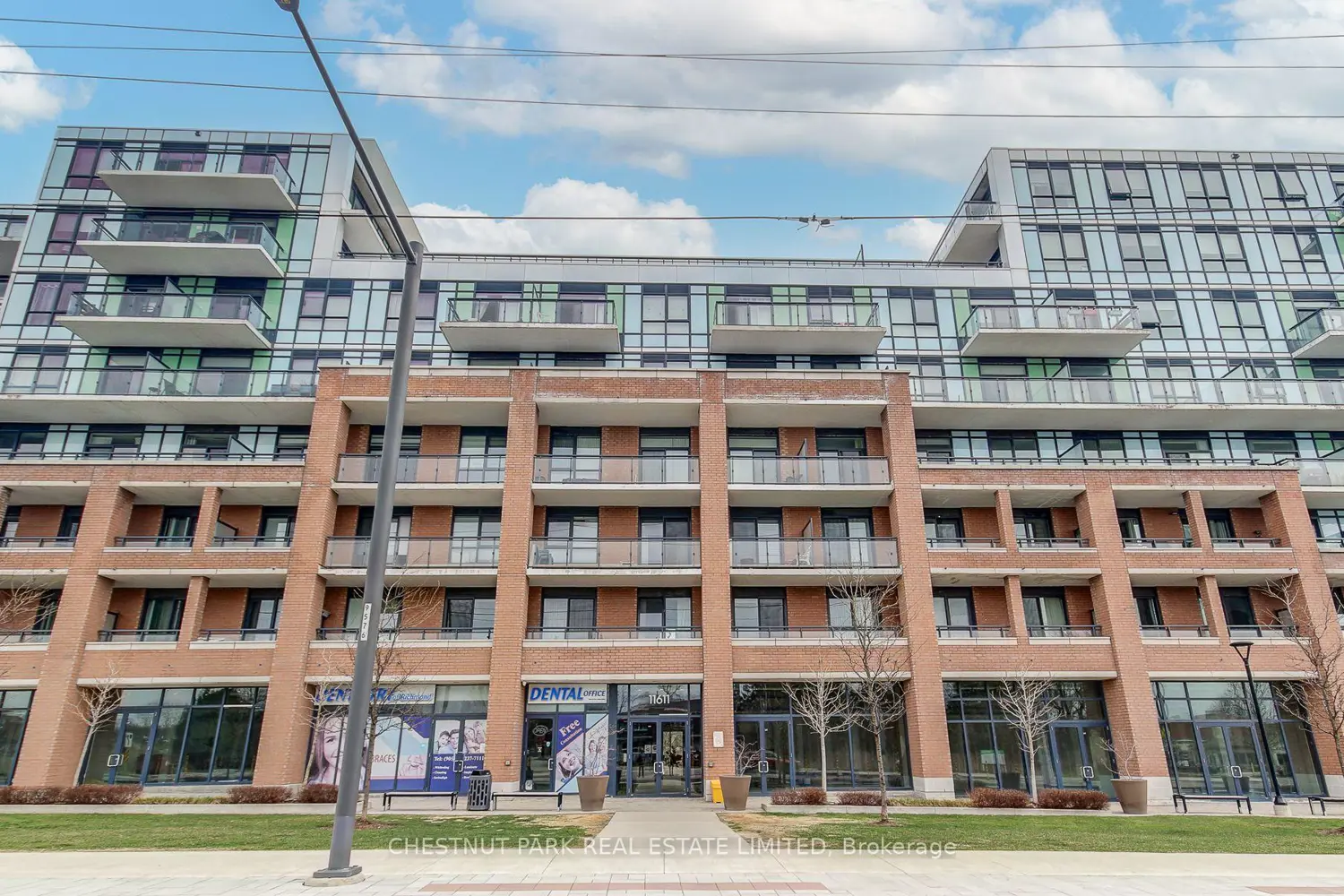 11611 Yonge Street 109