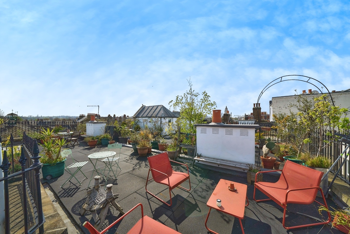 Additional image 2 of Room in a Shared Flat, Connaught Mansions, SW9, N1 7GU